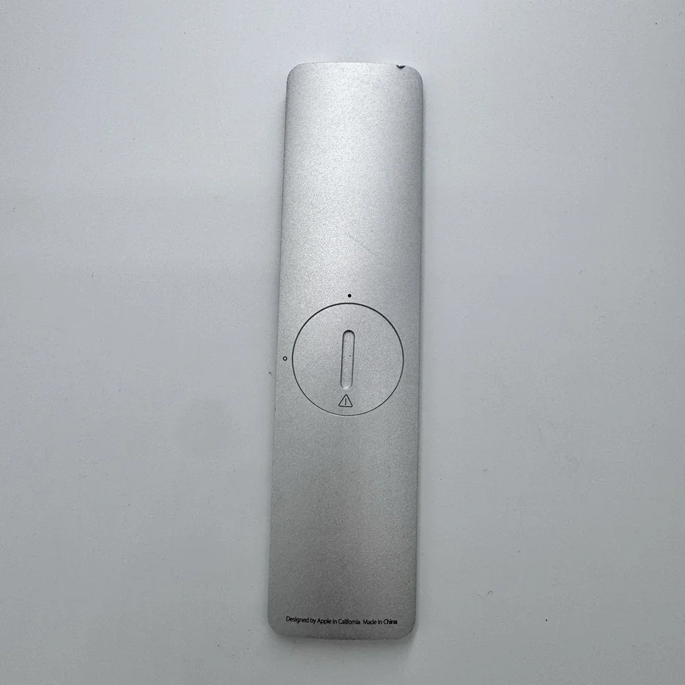 Apple TV (3rd Generation) A1427‎ Power Cord And Remote 1080p Black